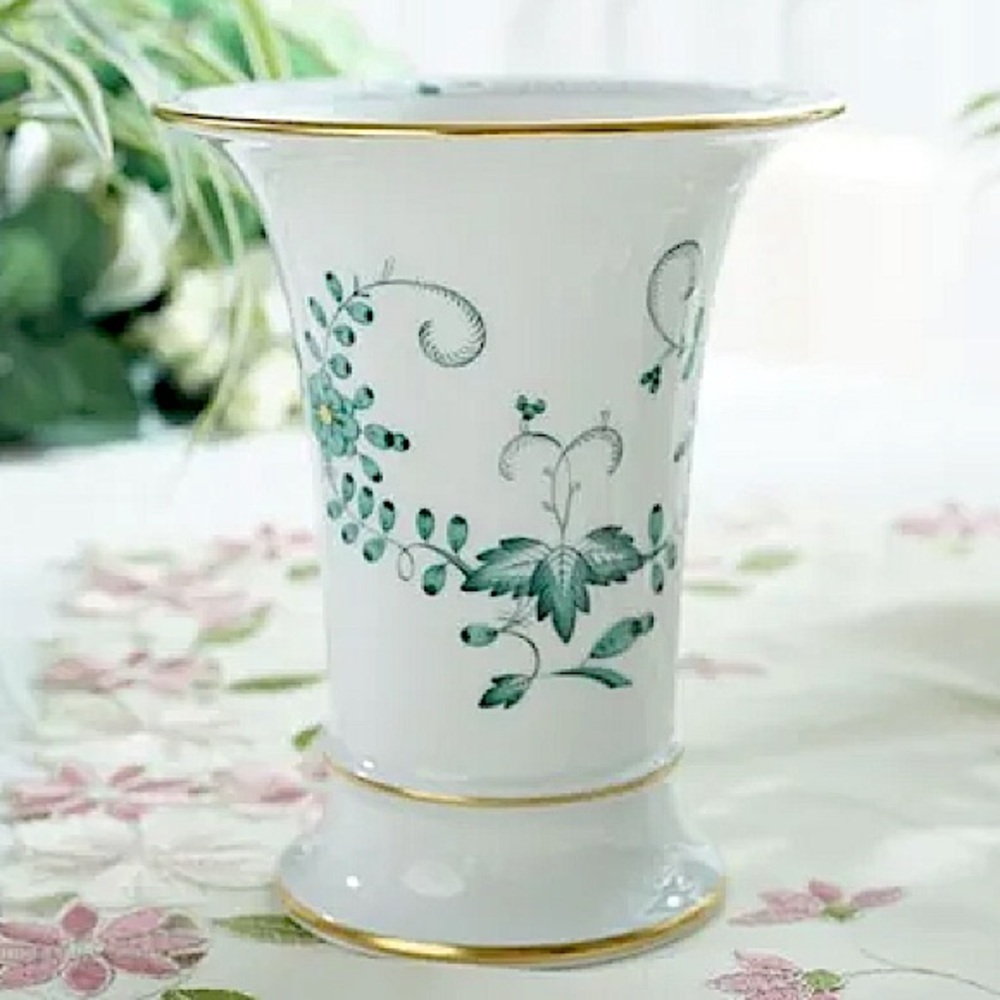 Meissen Indian Flower green porcelain trumpet vase